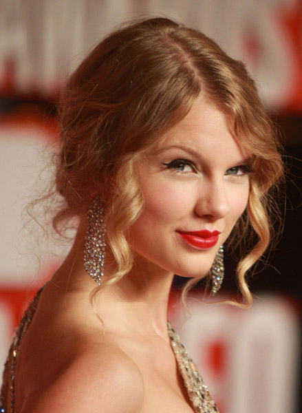 taylorweb0143.jpg