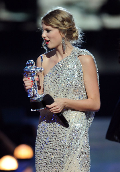 taylorweb042.jpg