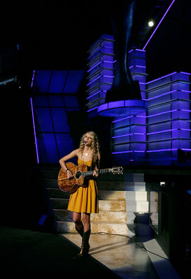 taylorweb06.jpg