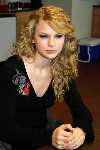 taylorweb08.jpg