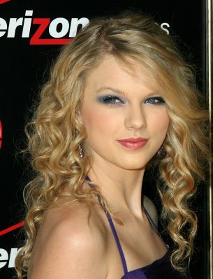 taylorweb04hq.jpg