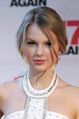 taylorweb070.jpg