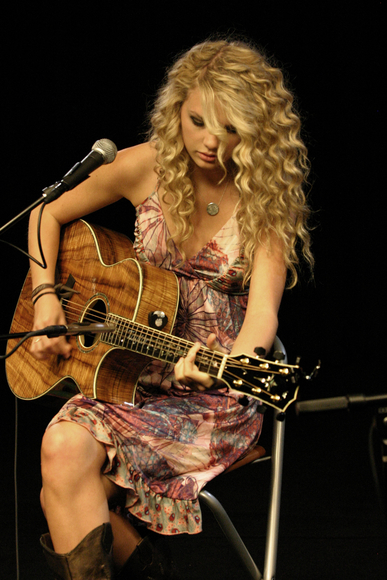 taylorweb08.jpg