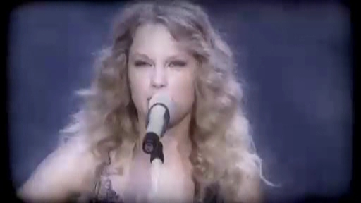 Taylor_Swift-Fearless_(Original_Capture)_mpg_000125394.jpg