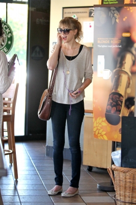 gettingcoffee027.jpg